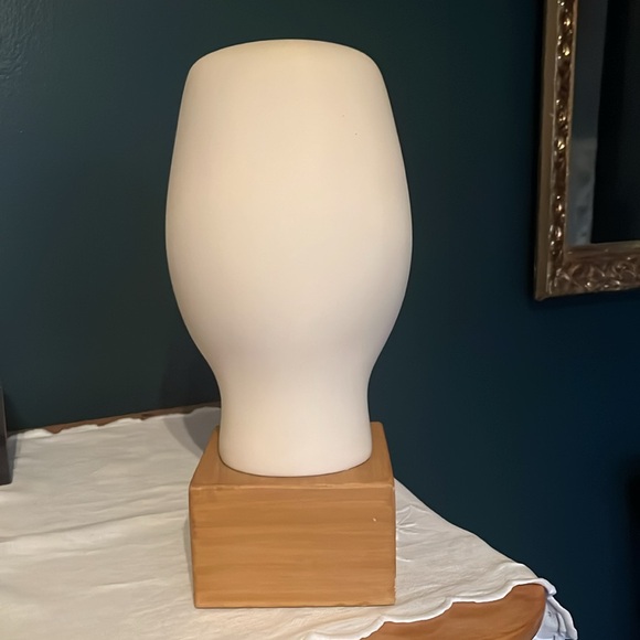 IKEA Bisque Nagon Head Sculpture - Picture 3 of 16